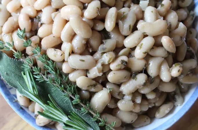 great northern beans substitute, substitute for great northern beans, substitution for great northern beans, are great northern beans the same as white beans, substitute for northern beans