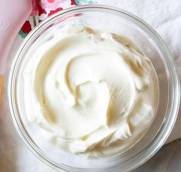 substitute for sour cream in cheesecake, cheesecake sour cream substitute, sour cream substitute for cheesecake, sour cream substitute in cheesecake, sour cream substitute cream cheese