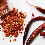 red pepper flakes vs chili flakes, chili flakes vs red pepper flakes, chili flakes vs crushed red pepper, crushed red pepper vs chili flakes, red pepper flakes vs crushed red pepper