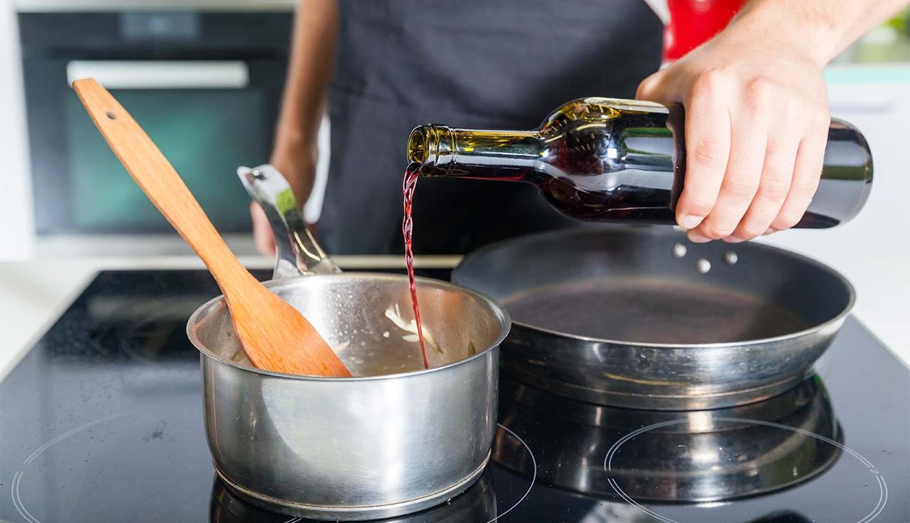 sherry vinegar vs sherry cooking wine, Sherry Cooking Wine vs Sherry Vinegar, is sherry vinegar the same as sherry cooking wine, sherry vs sherry vinegar