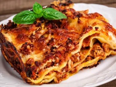 frozen lasagna in air fryer, air fryer frozen lasagna, air fry frozen lasagna, frozen lasagna air fryer, can you cook frozen lasagna in an air fryer